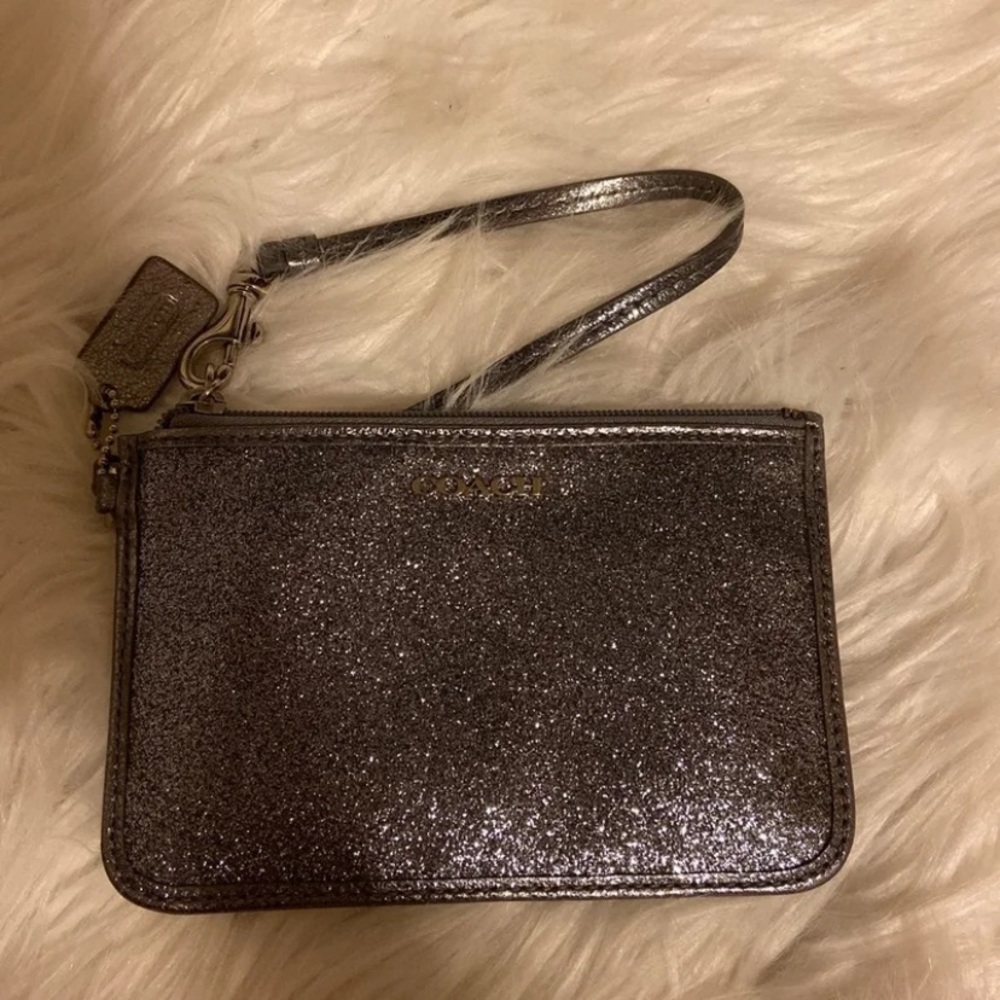 🎄sold🎄Coach wristlet